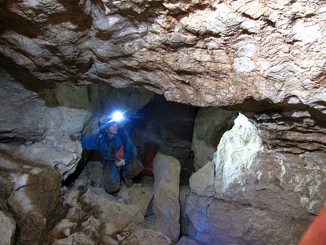 Foto: Teilungskammer bei VP10 in der Kegelstatthöhle (1815/413)